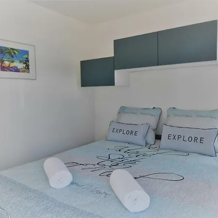 Boatlodge, Anegada Maastricht