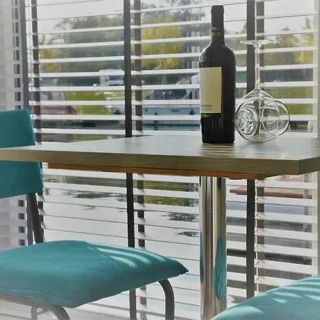 Boatlodge, Anegada Nyaraló