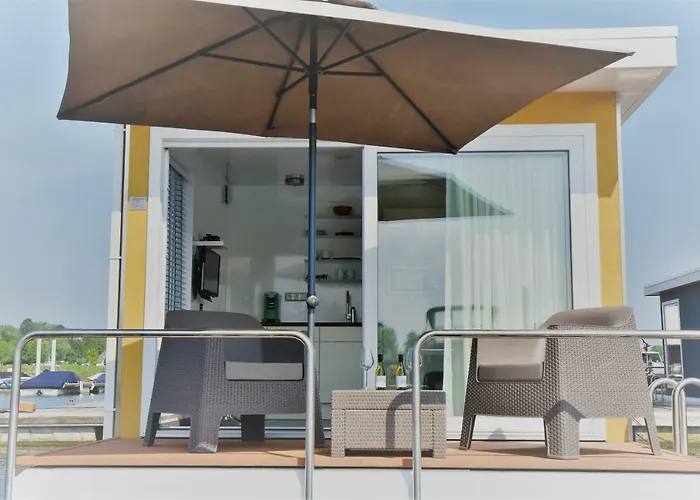 Boatlodge, Anegada Маастрихт